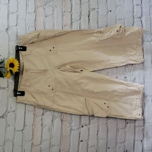 Style & Co capris cargo light kaki Sz 8, BOGO8